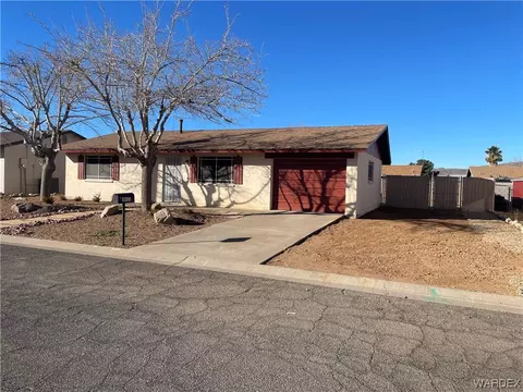 3611 N Pearl St, Kingman, AZ 86409
