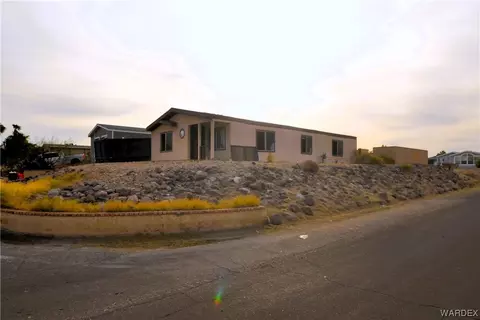 876 Roadrunner Dr, Bullhead City, AZ 86442