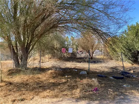 10591 S Mint Rd, Mohave Valley, AZ 86440