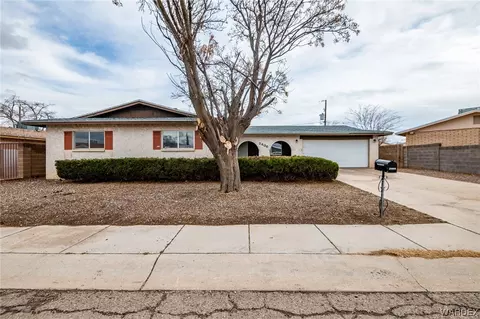 2406 Kemp Ave, Kingman, AZ 86401