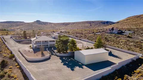 205 E 5 L Ranch Rd, Kingman, AZ 86409