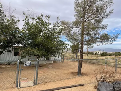 9261 N Cowbelle Ave, Kingman, AZ 86401