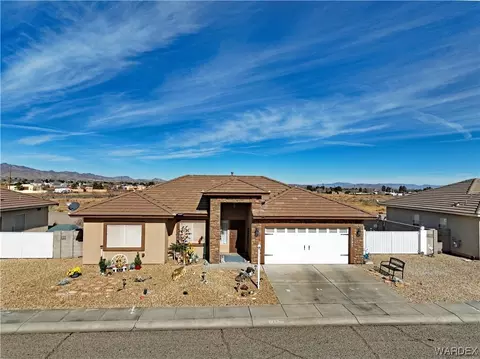 2397 Graystone Dr, Kingman, AZ 86409