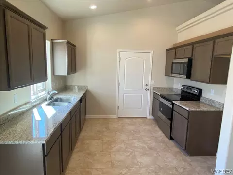 3330 E Cane Dr, Kingman, AZ 86409 photo 11