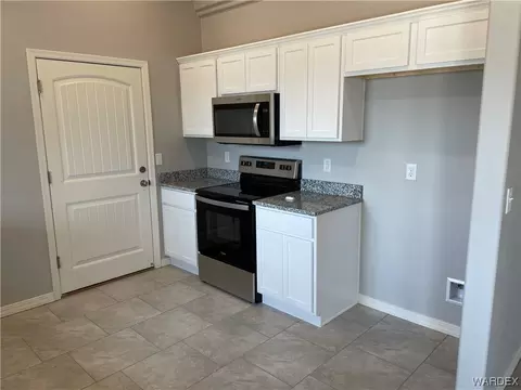 3330 E Cane Dr, Kingman, AZ 86409 photo 12