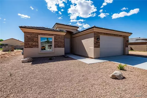 3387 N Apache St, Kingman, AZ 86401