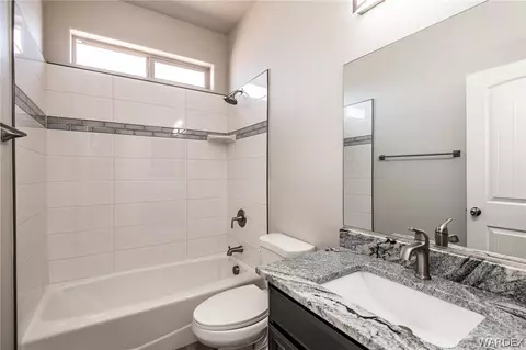 Bath - 3387 N Apache St, Kingman, AZ 86401 photo 4 of 4
