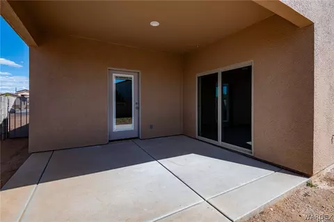 Exterior - 3387 N Apache St, Kingman, AZ 86401 photo 10 of 11