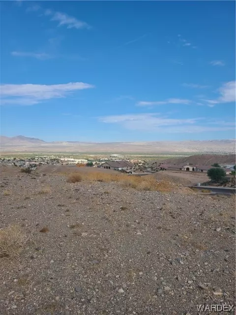 3732 Mountain View Rd, Bullhead City, AZ 86442