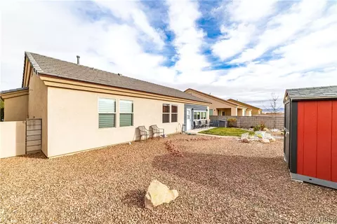 Exterior - 3968 E Ames Ave, Kingman, AZ 86409 photo 8 of 29