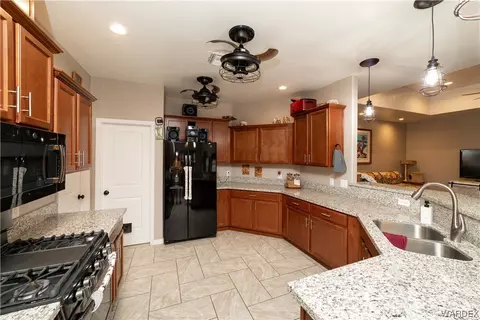Kitchen - 3968 E Ames Ave, Kingman, AZ 86409 photo 1 of 5