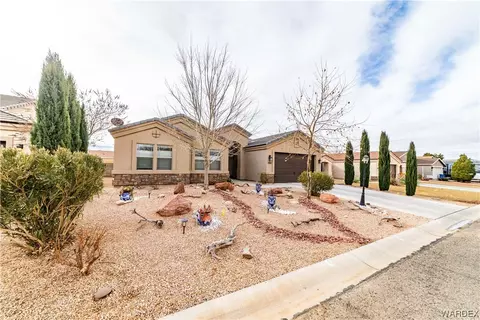 Exterior - 3968 E Ames Ave, Kingman, AZ 86409 photo 16 of 29