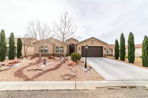 Exterior - 3968 E Ames Ave, Kingman, AZ 86409 photo 1 of 29
