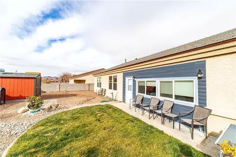 Exterior - 3968 E Ames Ave, Kingman, AZ 86409 photo 10 of 29