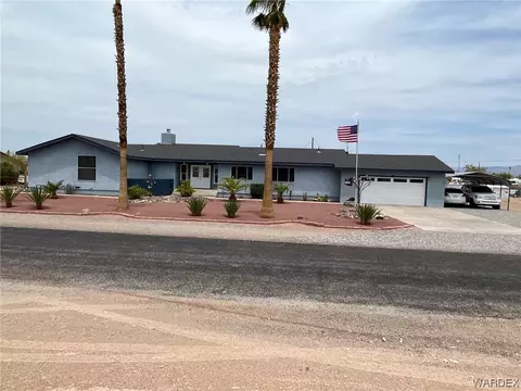 4911 E Island Pl, Topock, AZ 86436
