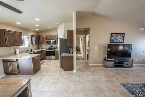 2762 E Punta Vis, Kingman, AZ 86409 photo 8