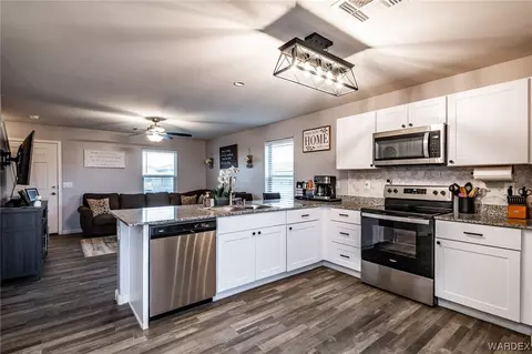 3713 E Koval Dr, Kingman, AZ 86409 photo 8