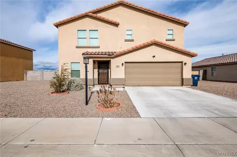 3713 E Koval Dr, Kingman, AZ 86409