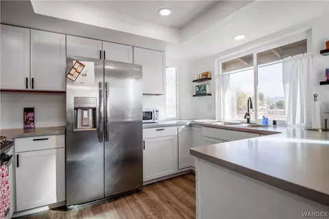 448 Roadrunner Dr, Bullhead City, AZ 86442