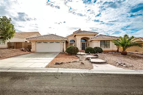 2284 Mountainside Dr, Bullhead City, AZ 86442