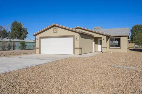 1940 W River Bend Cir, Bullhead City, AZ 86442
