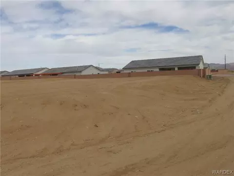 000 N Garden Valley Dr, Kingman, AZ 86409