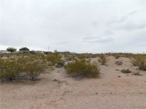 1140 E Stanton Dr, Meadview, AZ 86444