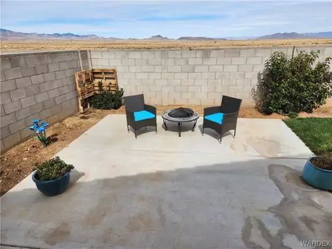 Exterior - 3821 E Suffock Ave, Kingman, AZ 86409 photo 22 of 24
