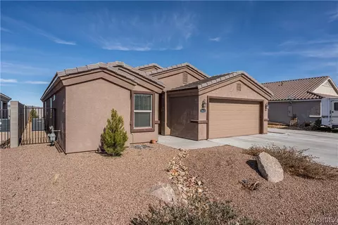 Exterior - 3821 E Suffock Ave, Kingman, AZ 86409 photo 2 of 24
