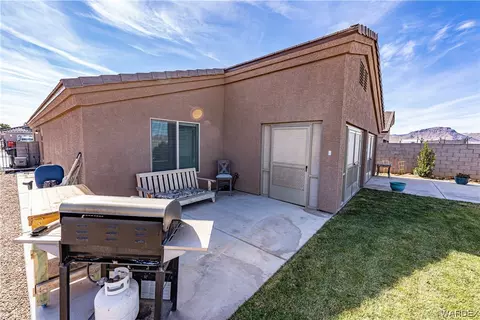 Exterior - 3821 E Suffock Ave, Kingman, AZ 86409 photo 7 of 24