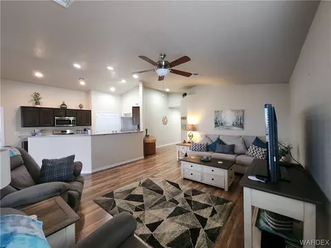 Living - 3821 E Suffock Ave, Kingman, AZ 86409 photo 8 of 8