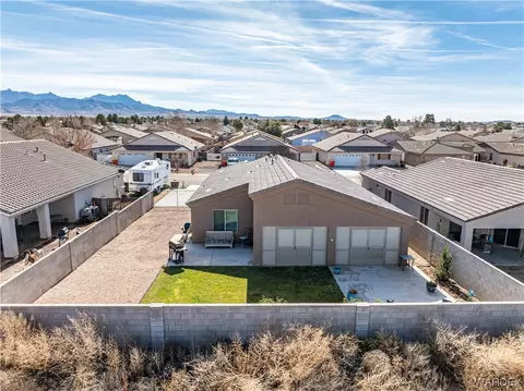 Exterior - 3821 E Suffock Ave, Kingman, AZ 86409 photo 17 of 24