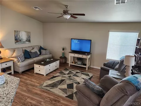 Living - 3821 E Suffock Ave, Kingman, AZ 86409 photo 7 of 8