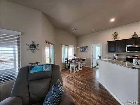 Living - 3821 E Suffock Ave, Kingman, AZ 86409 photo 6 of 8