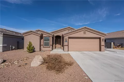 Exterior - 3821 E Suffock Ave, Kingman, AZ 86409 photo 4 of 24