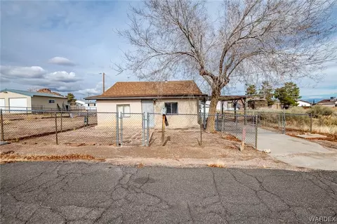 1705 Johnson Ave, Kingman, AZ 86401