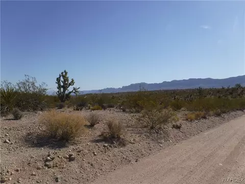 125 W Cathedral Dr, Meadview, AZ 86444