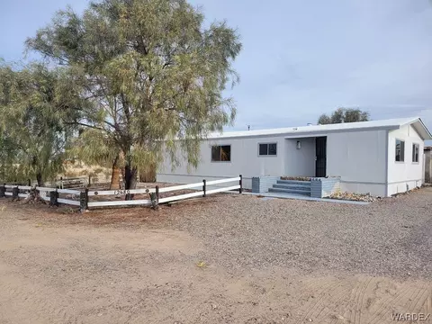 12680 S Cortaro Dr, Topock, AZ 86436