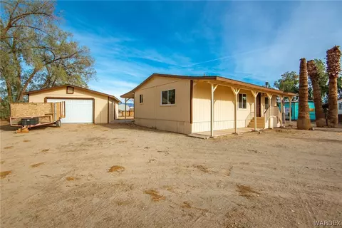5460 S Calle Del Media, Fort Mohave, AZ 86426