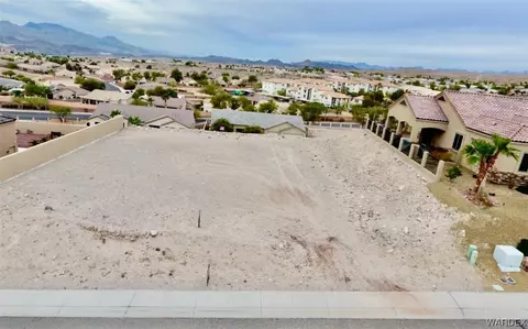 2861 Tuscany Way, Bullhead City, AZ 86429