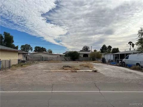 320 Marina Blvd, Bullhead City, AZ 86442