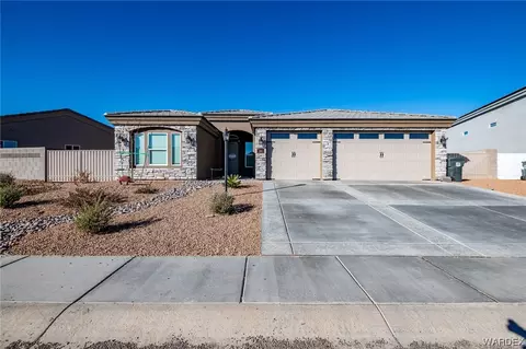 2221 Dollarhide Dr, Kingman, AZ 86409
