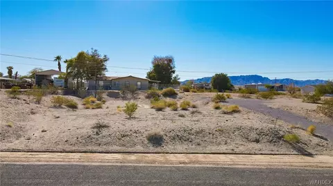 4908 E York Dr, Topock, AZ 86436 photo 4