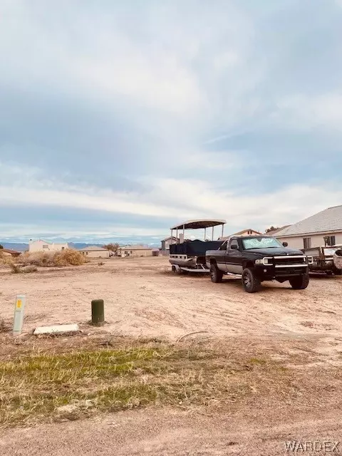 9864 S Prescott Dr, Mohave Valley, AZ 86440