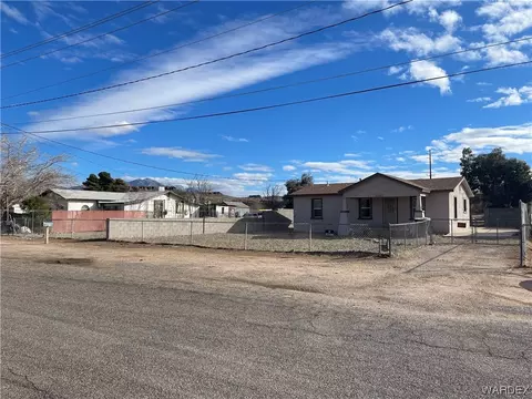 924 Buchanan St, Kingman, AZ 86401