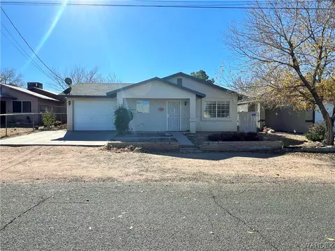 2428 Emerson Ave, Kingman, AZ 86401