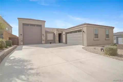 3318 Blacksmith Dr, Bullhead City, AZ 86429