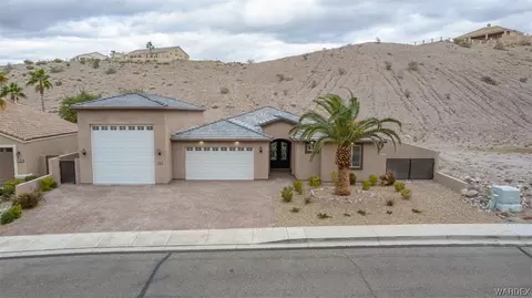 2905 Desert Trail Dr, Bullhead City, AZ 86429