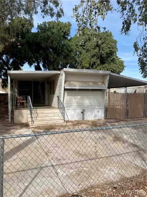 192 Tanglewood Ln, Bullhead City, AZ 86442
