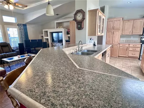 3625 E Lark Ln, Kingman, AZ 86409 photo 14